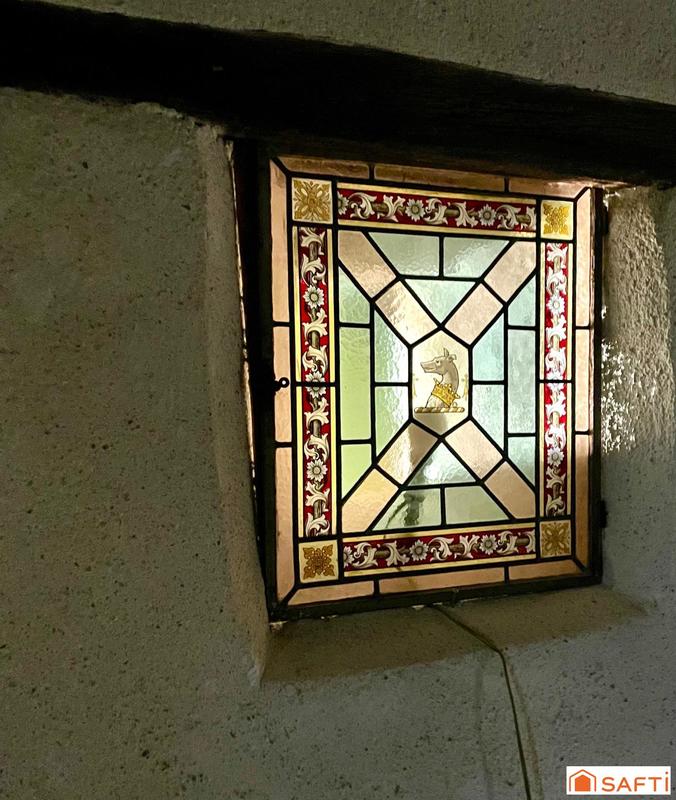 Maison - 285 m² - 15 pièces