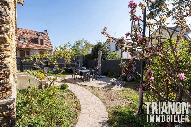 Maison - 122 m² - 6 pièces