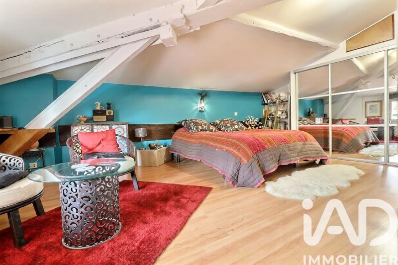 Appartement - 90 m² - 5 pièces