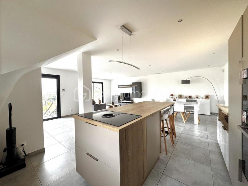 Maison - 134 m² - 7 pièces