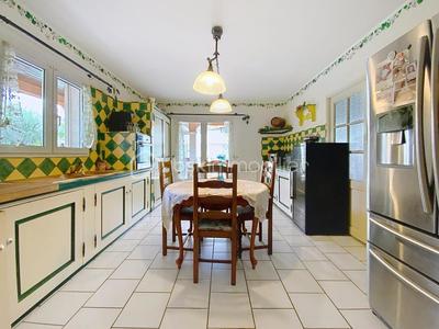 Villa - 140 m² - 5 pièces