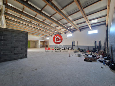 Local commercial - 280 m²