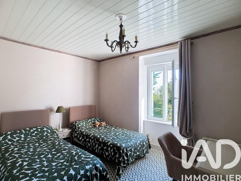 Maison - 95 m² - 5 pièces