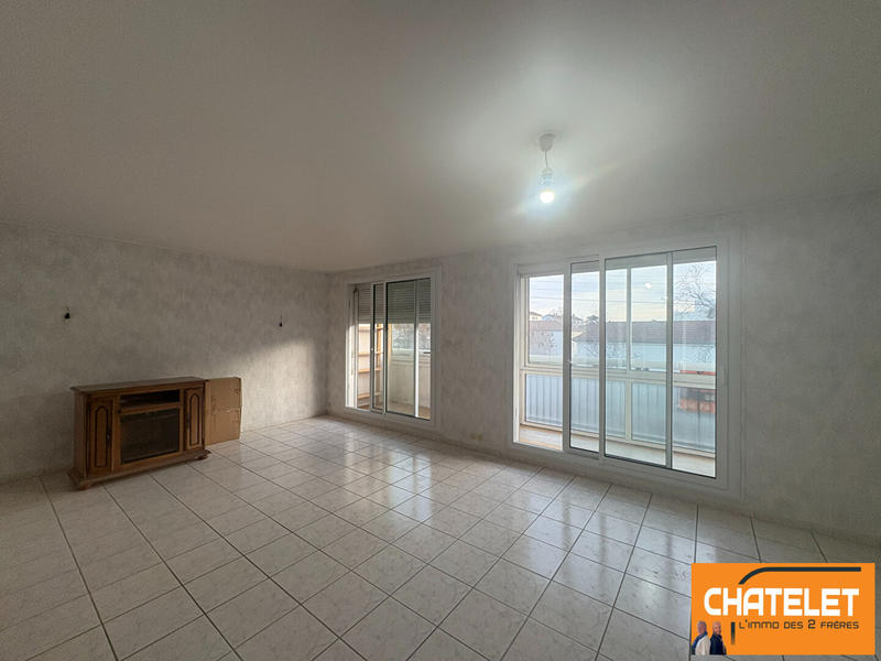 Appartement - 95 m² - 4 pièces