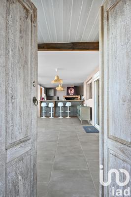 Maison - 215 m² - 9 pièces