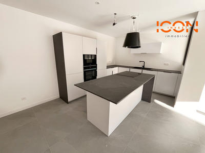 Appartement - 86 m² - 3 pièces