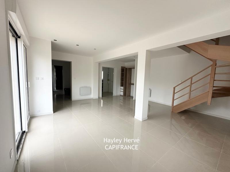 Maison - 100 m² - 5 pièces