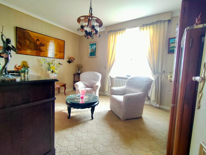 Maison ancienne - 190 m² - 9 pièces