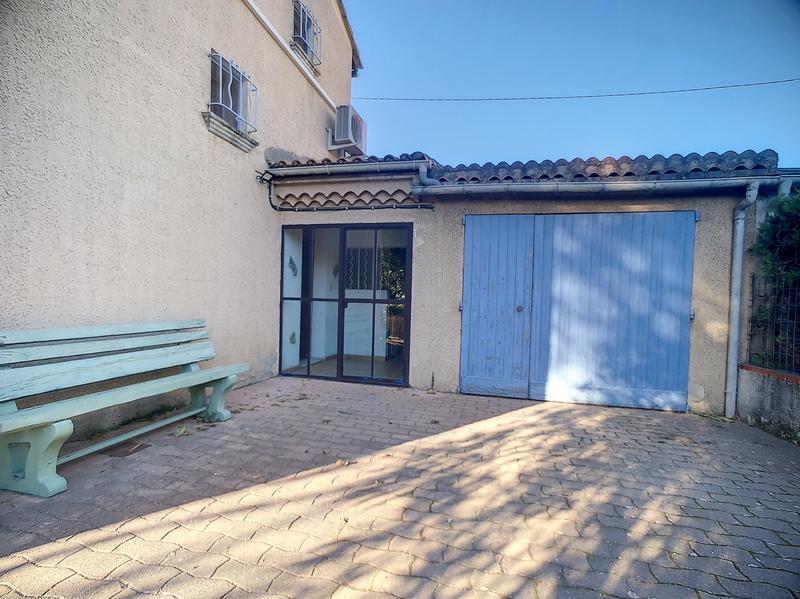 Maison traditionnelle - 100 m² - 5 pièces