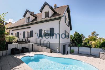 Maison - 165 m² - 6 pièces