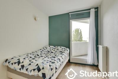 Chambre - 11 m² - 1 pièce