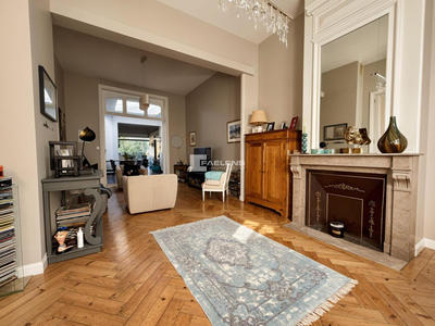 Maison - 190 m² - 6 pièces