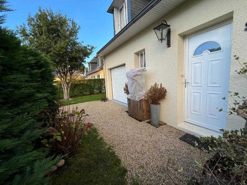 Maison - 100 m² - 6 pièces