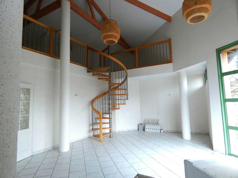 Local commercial - 142 m²