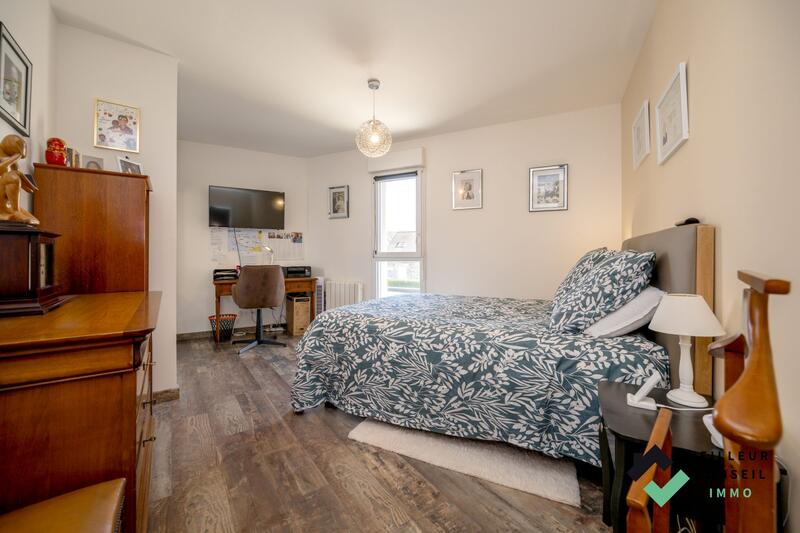 Maison traditionnelle - 81 m² - 4 pièces