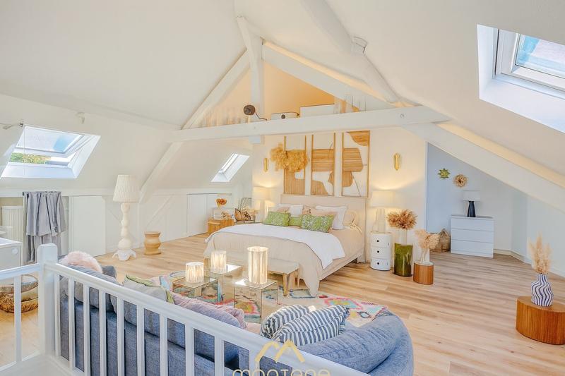 Duplex - 137 m² - 2 pièces