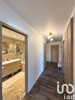 Appartement - 64 m² - 3 pièces