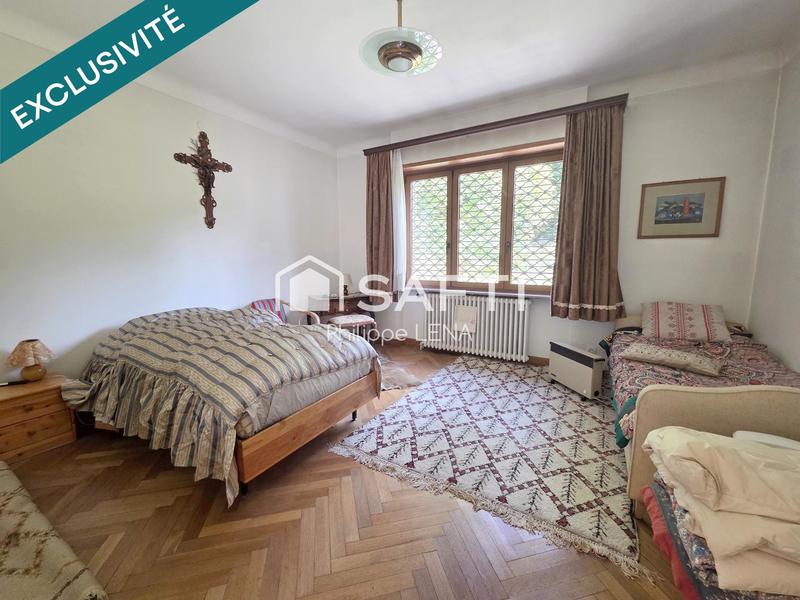 Villa - 238 m² - 7 pièces