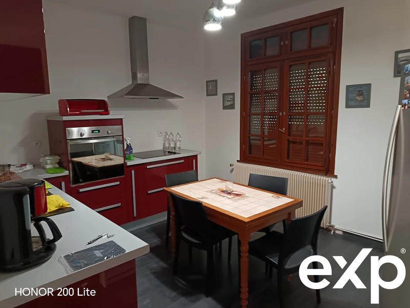 Maison traditionnelle - 74 m² - 4 pièces