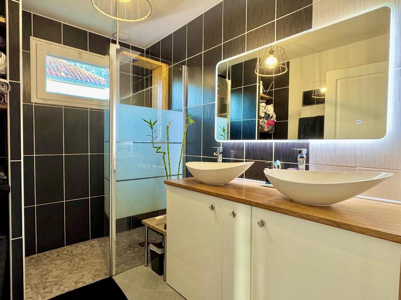 Maison - 92 m² - 4 pièces