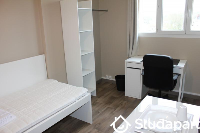 Chambre - 14 m² - 1 pièce
