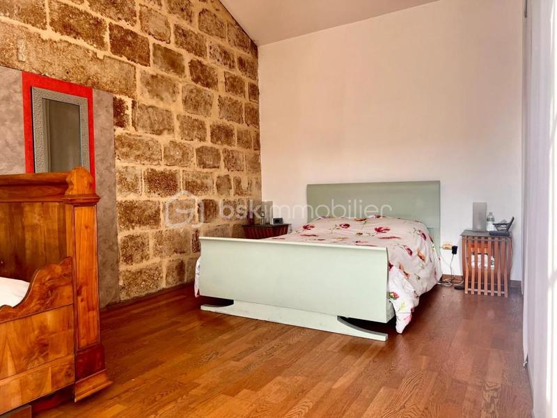 Maison en pierre - 100 m² - 3 pièces