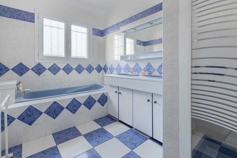 Maison ancienne - 140 m² - 6 pièces