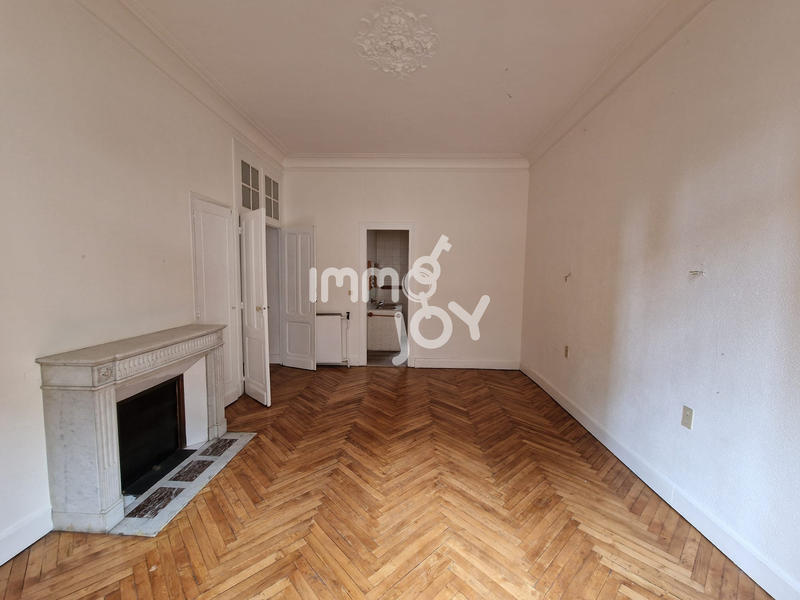 Appartement - 144 m² - 4 pièces