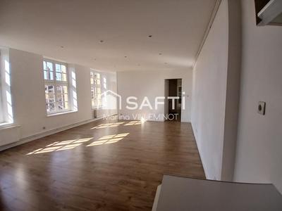 Appartement - 75 m² - 4 pièces