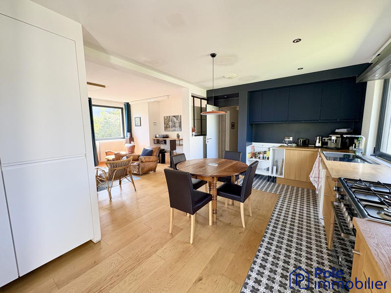 Maison - 112 m² - 6 pièces