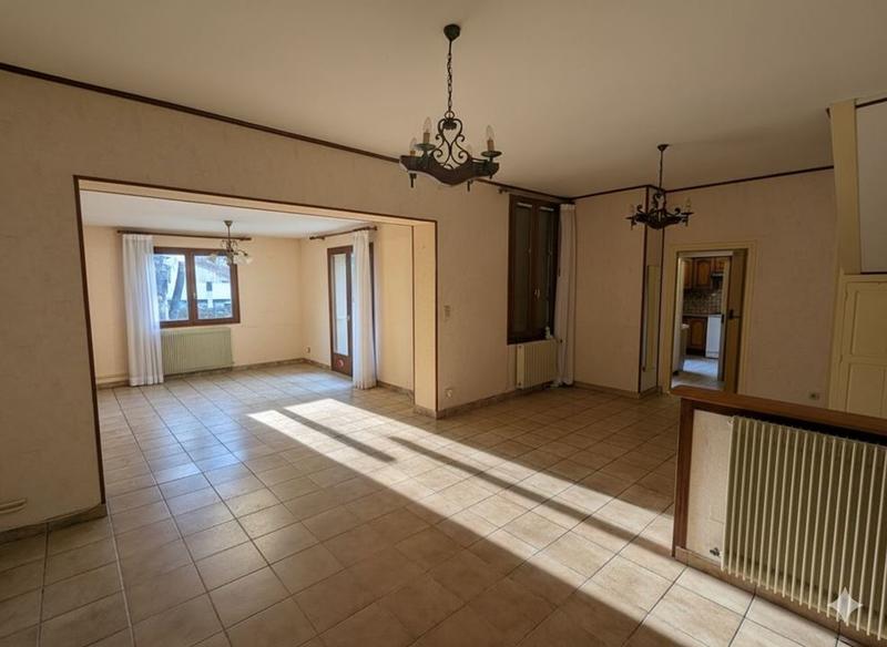 Maison traditionnelle - 85 m² - 3 pièces