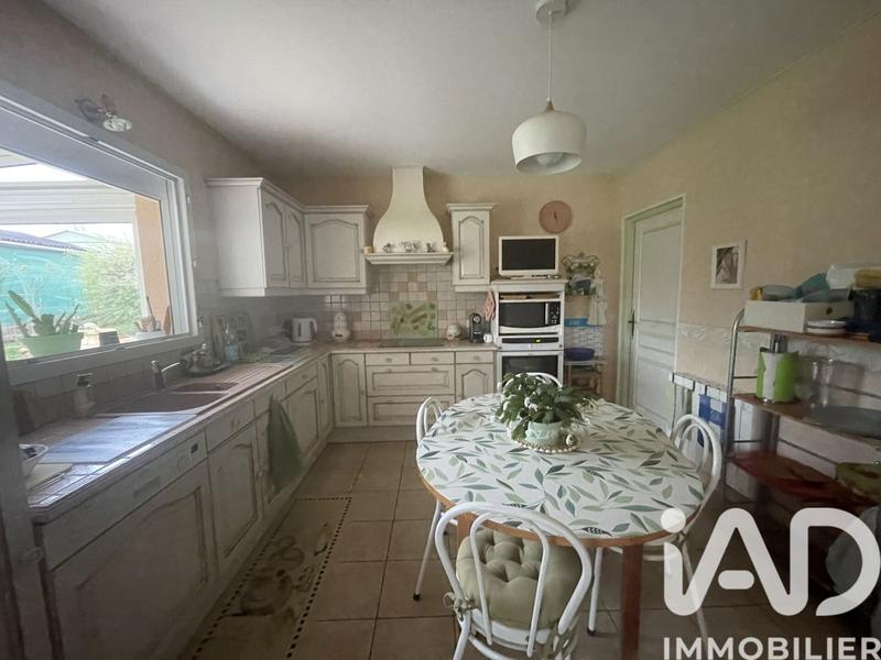 Maison - 140 m² - 5 pièces