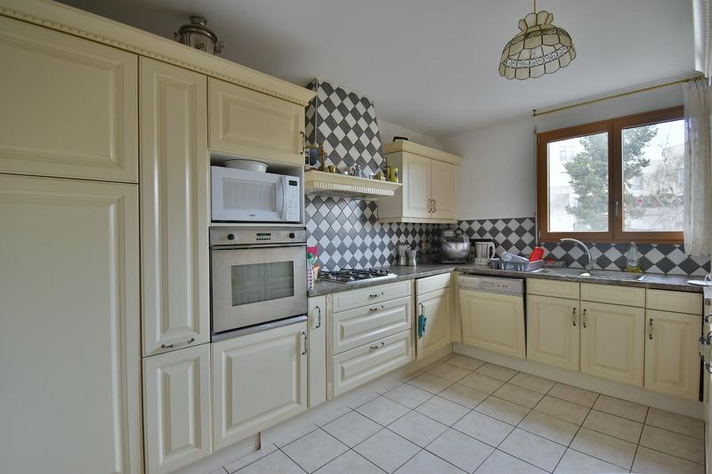 Appartement - 84 m² - 4 pièces