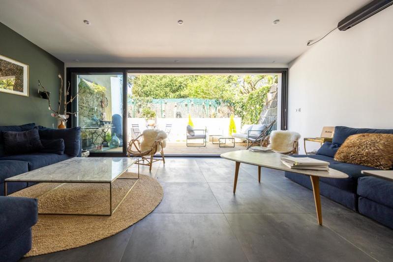 Maison - 140 m² - 5 pièces