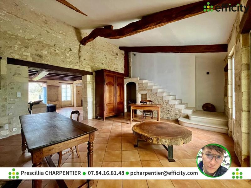 Maison - 205 m² - 6 pièces