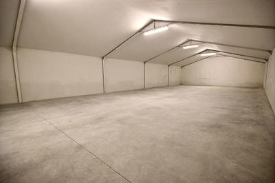 Entrepôt - 544 m²