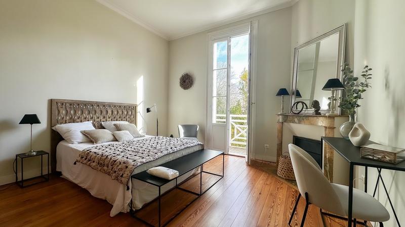 Appartement - 92 m² - 4 pièces