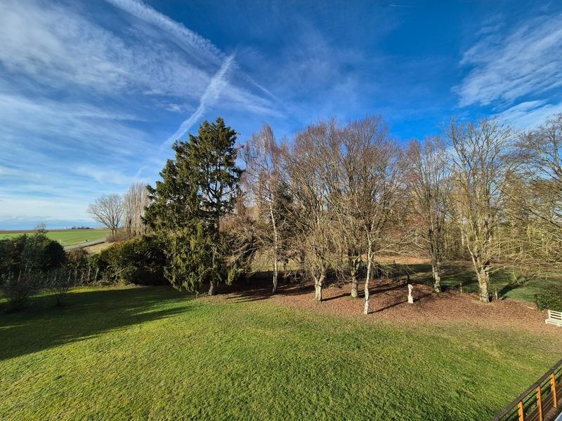 Maison - 303 m² - 11 pièces