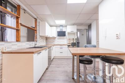 Appartement - 99 m² - 4 pièces