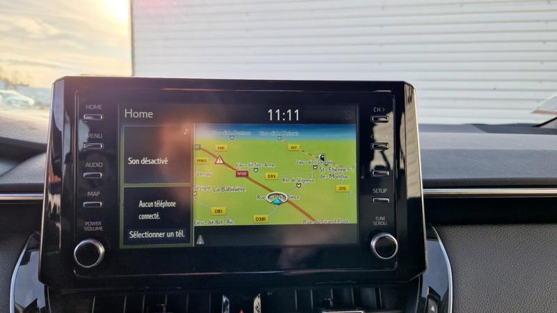 Toyota Corolla 122h Dynamic Business + Programme Beyond