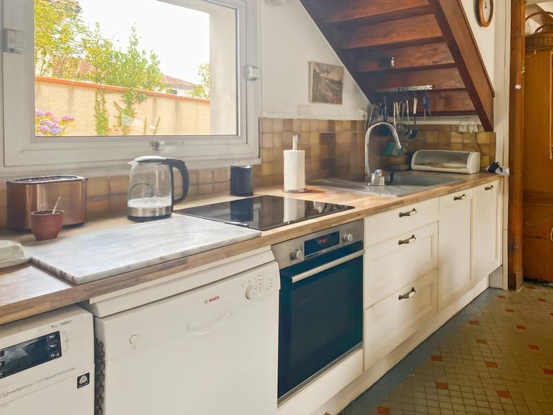 Maison - 388 m² - 11 pièces