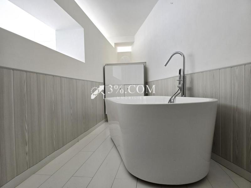 Loft - 170 m² - 5 pièces