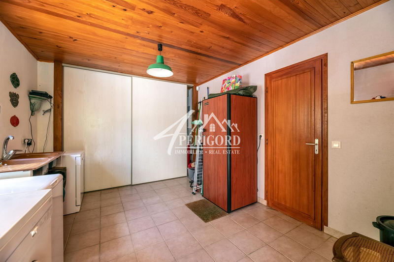 Maison traditionnelle - 180 m² - 6 pièces