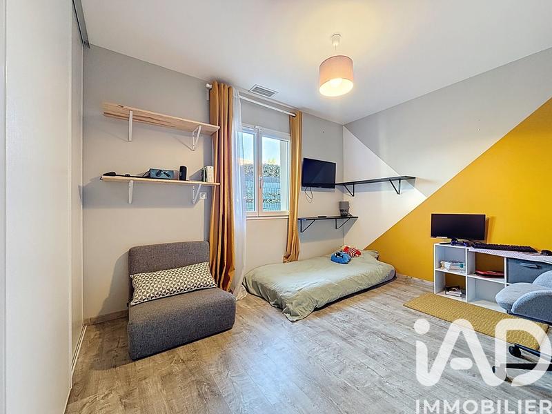 Maison - 200 m² - 8 pièces