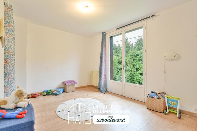 Maison - 140 m² - 5 pièces