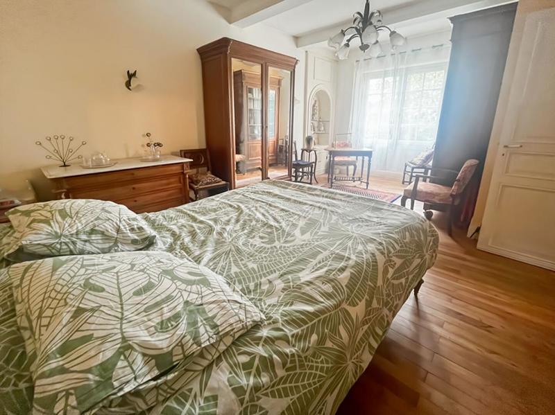 Maison - 178 m² - 7 pièces