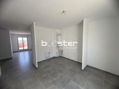 Appartement ancien - 92 m² - 4 pièces