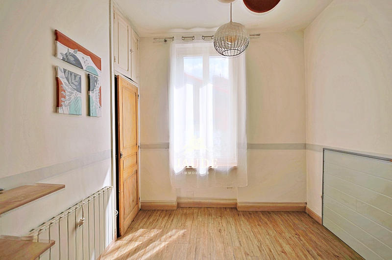 Maison - 102 m² - 6 pièces