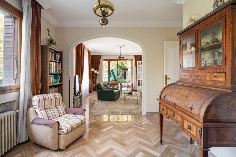 Maison - 146 m² - 6 pièces