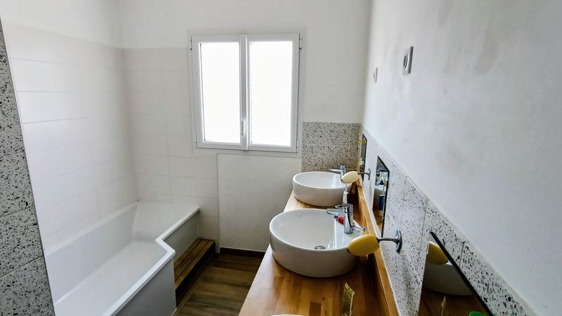 Maison - 195 m² - 6 pièces